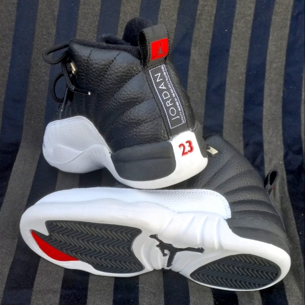 Nike Air Jordan 12 Retro PS Preschool Playoffs Sz 2Y Black white red